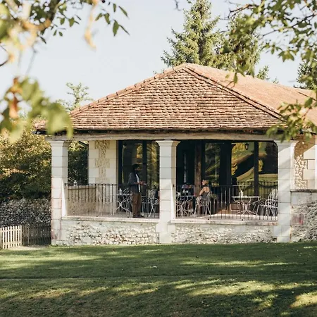 Tatil Evi La Distillerie Le Manoir De Longeveau Aubeterre-sur-Dronne